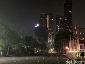 Semangat Tahun Baru di Surabaya Meski Dalam Sepi Akibat Pandemi