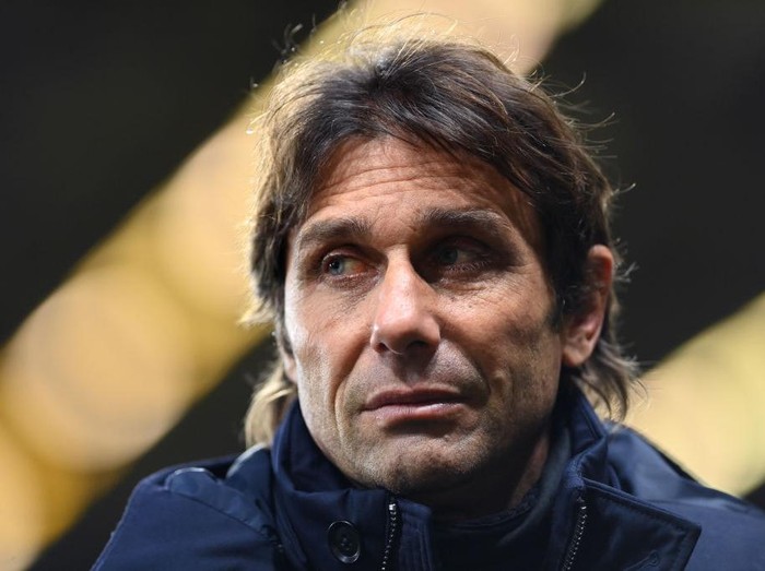 WATFORD, ENGLAND - JANUARY 01:  Antonio Conte, Manager of Tottenham Hotspur looks onduring the Premier League match between Watford  and  Tottenham Hotspur at Vicarage Road on January 01, 2022 in Watford, England. (Photo by Justin Setterfield/Getty Images)