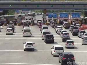 Bayar Tol Tanpa Berhenti Mulai Tahun Ini, Gerbang Tol Bakal Dihapus Bayar Tol Tanpa Berhenti Mulai Tahun Ini, Gerbang Tol Bakal Dihapus