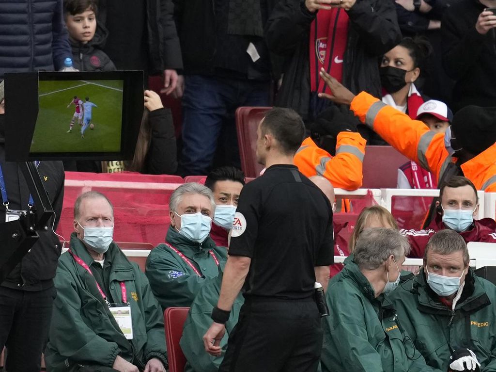 FIFA Ogah Pakai VAR dari Premier League di Piala Dunia 2022, Kenapa? FIFA Ogah Pakai VAR dari Premier League di Piala Dunia 2022, Kenapa?