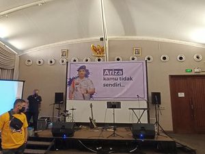 Panitia Jelaskan Backdrop Ariza Kamu Tidak Sendiri di Acara Alumni Menwa