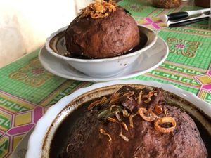 Viral Perkawinan Bakso dengan Rawon, Rasanya... Viral Perkawinan Bakso dengan Rawon, Rasanya...