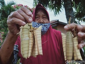 Gurih Enak Kue Legondo dan Intip, Dijual Tiap Kamis di Makam Ki Ageng Perwito