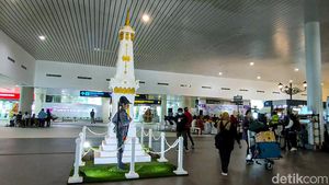 Foto: Malioboro Mini di Bandara YIA Diserbu Wisatawan
