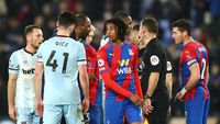 Patrick Vieira Ngomel Terus ke Wasit, Dapat Kartu deh