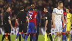 Patrick Vieira Ngomel Terus ke Wasit, Dapat Kartu deh