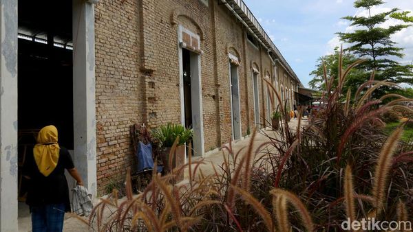 Potret Rest Area Instagenik di Brebes, Bisa Istirahat Sambil Wisata