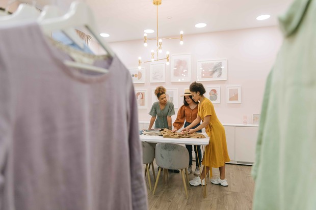 Tips Jitu agar Tetap Fokus/Foto: pexels.com/Thirdman Membuat Target dengan Metode SMART