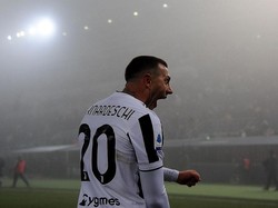 Hasrat Bernardeschi Bertahan di Juventus