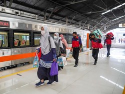 8.554 Orang Ditolak Naik Kereta Jarak Jauh Saat Libur Tahun Baru, Ada Apa?