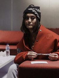 Aksesori yang Dipakai Agnez Mo 