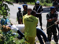 Rincian 5 Adegan Rekonstruksi Trio TNI Tabrak Handi-Salsa di Nagreg