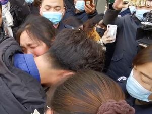 Anak Korban Penculikan Bertemu Ibu Kandungnya di China Berkat Sebuah Peta