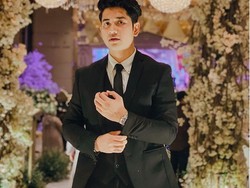 Zikri Daulay Minta Maaf Usai Viral Video Ciuman dengan Ayu Aulia