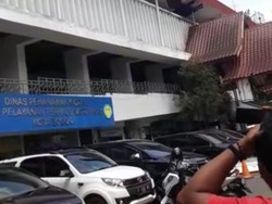 Atap Kantor Dinas di Balai Kota Bogor Beterbangan Diterjang Puting Beliung