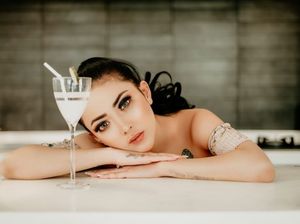 Kisah Cinta Ayu Aulia Dengan Zikri Daulay, Terbaru Dikabarkan Coba Bunuh Diri