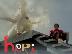 Dokumenter Heridonology Ceritakan Proses Kreatif Perupa Heri Dono Berkarya