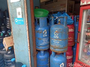 Lengkap! Daftar Lengkap Harga LPG 12 Kg dan 5,5 Kg yang Baru Naik Lengkap! Daftar Lengkap Harga LPG 12 Kg dan 5,5 Kg yang Baru Naik