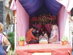 Viral di Magelang, Slur! Sejoli Nikah di Atas Bak Truk