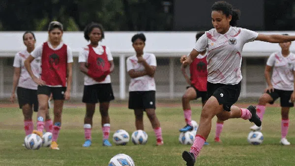 Latihan Keras Timnas Putri Indonesia Jelang Piala Asia
