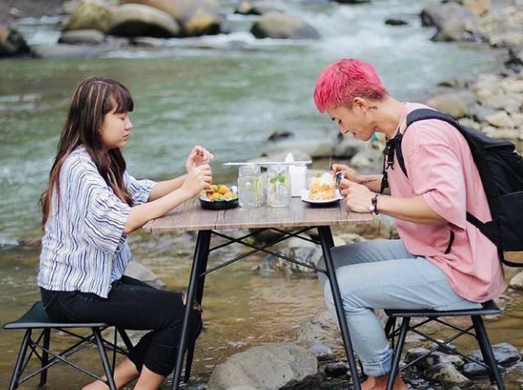 Seru! Rafael Tan Makan di Sungai hingga Jelajah Kuliner Korea Selatan