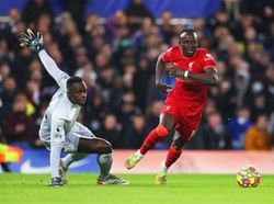 Usai Berduel, Mane-Mendy Berangkat Bareng ke Piala Afrika