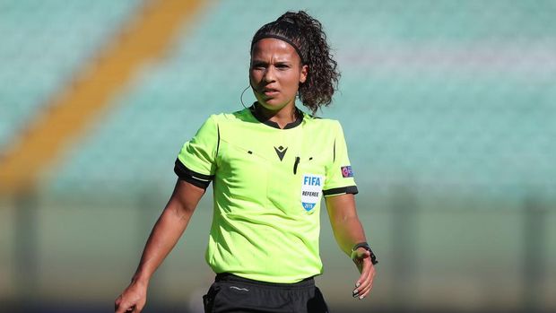 SIENA, ITALY - OCTOBER 08: Shona Shukrula referee during the UEFA European Women's Under-19 Qualifying Round Group 8 match between Italy U19 and Russia U19 at Stadio Artemio Franchi on October 8, 2019 in Siena, Italy.  (Photo by Gabriele Maltinti/Getty Images)