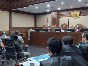 Azis Syamsuddin Bawa Nama Tuhan Bantah Saksi soal Uang Proposal Rp 200 Juta Azis Syamsuddin Bawa Nama Tuhan Bantah Saksi soal Uang Proposal Rp 200 Juta