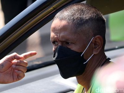 Tangan Diborgol, Kolonel Priyanto Jalani Rekonstruksi Tewasnya Handi-Salsa