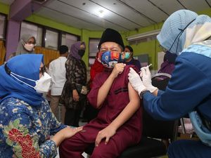 Masih Ada Vaksin Booster Surabaya, Cek Jadwal dan Detailnya di 28 Titik Ini Masih Ada Vaksin Booster Surabaya, Cek Jadwal dan Detailnya di 28 Titik Ini