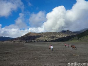 Termasuk Tempat Sakral, Larangan yang Harus Dipatuhi di Gunung Bromo Termasuk Tempat Sakral, Larangan yang Harus Dipatuhi di Gunung Bromo