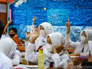 Siswa Masuk Sekolah 12 Mei Usai Libur Lebaran, Disdik DKI: PTM 100 Persen