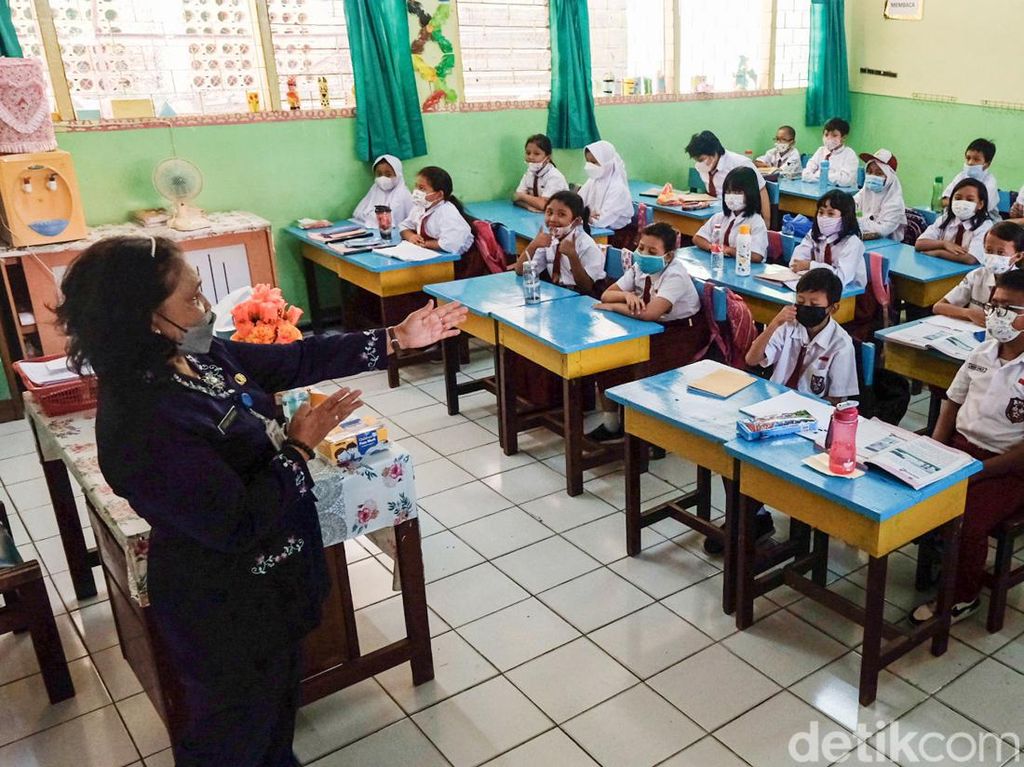 PD Ungkap Curhat Ortu Dipaksa Setujui Anaknya Ikut PTM oleh Sekolah
