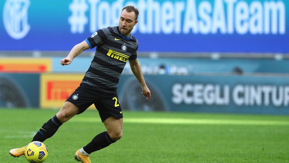 Christian Eriksen akan umumkan soal masa depannya dalam waktu dekat (Getty Images/Marco Luzzani)