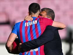 Torres Belum Bisa Didaftarkan, Barcelona Mau Jual Siapa?