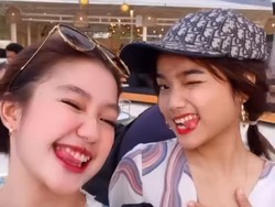 Saat Fuji dan Chika Hangout di Bali, Thariq Halilintar Ikutan Foto Bestie
