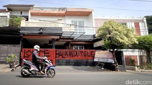 Ini Rumah Tersangka Investasi Bodong Alkes yang Jadi Target Vandalisme