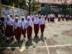 Survei PTM Dapodik, Pilih Tatap Muka atau PJJ saat Jakarta PPKM Level 2?