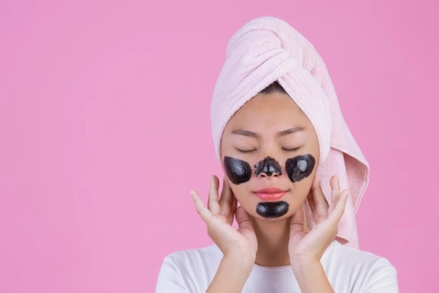 Jangan Gunakan Kuku untuk Mengeluarkan Komedo