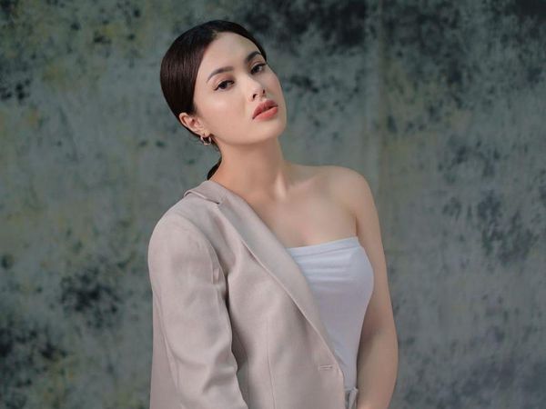 Sosok Mitha Hardiyanti, Tunangan Pebulu Tangkis Shesar Hiren