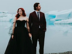 Viral Pengantin Wanita Pakai Gaun Hitam Saat Menikah