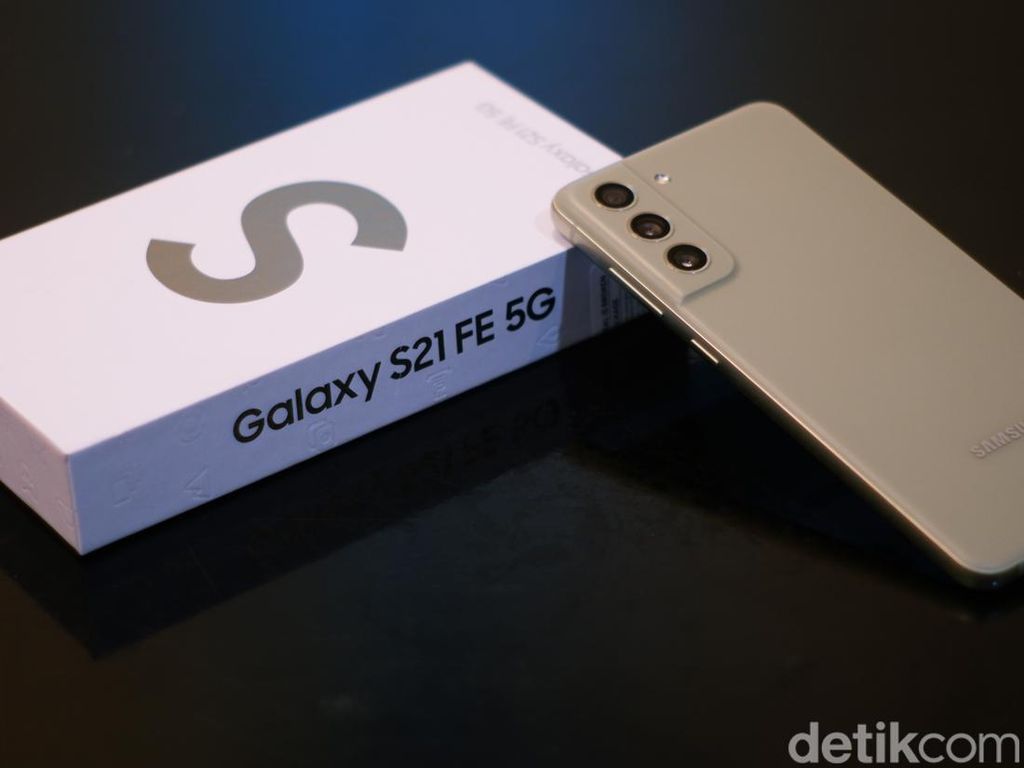 Samsung Galaxy S21 FE Lebih Laku 5x Dibanding S20 FE