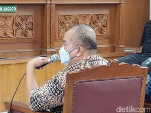 Ahli Forensik Ungkap Penyebab Kematian Laskar FPI: Luka Tembak di Dada Ahli Forensik Ungkap Penyebab Kematian Laskar FPI: Luka Tembak di Dada