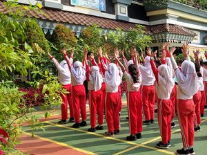 Berapa Usia Minimal Anak Bisa Masuk SD Negeri 2022? Cek Syarat Terbarunya Berapa Usia Minimal Anak Bisa Masuk SD Negeri 2022? Cek Syarat Terbarunya