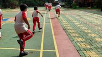 6 Potret Sekolah Tatap Muka di SD,  Siswa Sudah Bisa Penjas di Lapangan