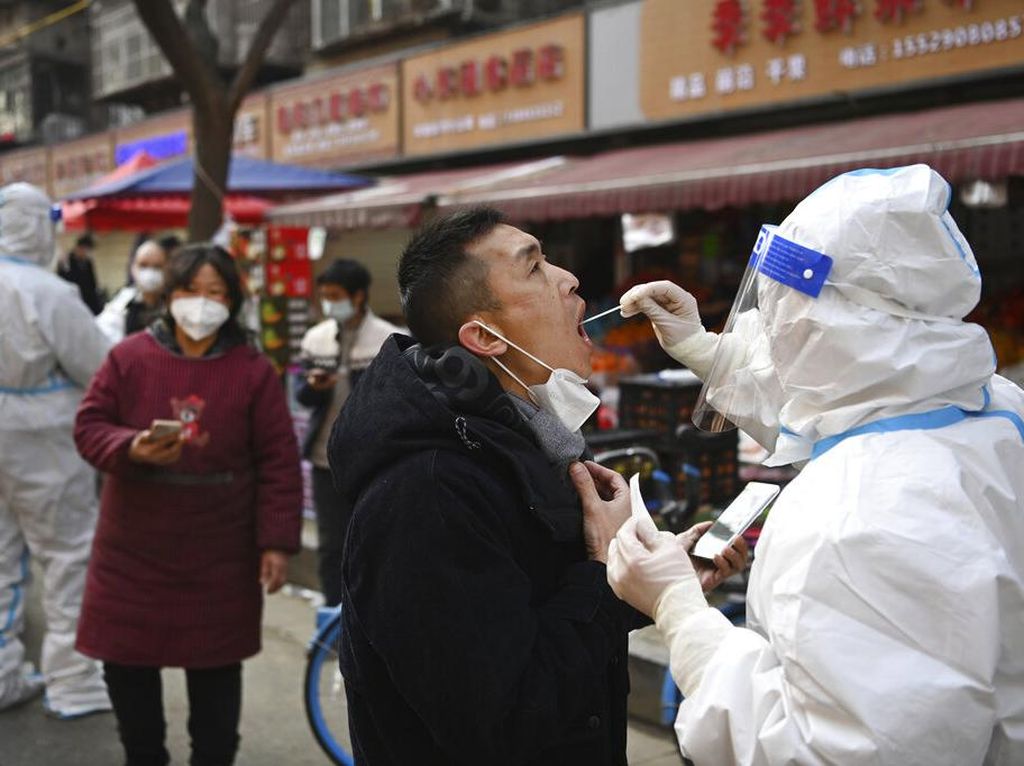 Warga Shanghai Ngamuk, Frustasi China Lockdown Melulu Warga Shanghai Ngamuk, Frustasi China Lockdown Melulu