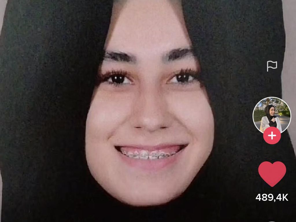 Wanita Ini Viral Ungkap Gaya Hijab Lawas saat Remaja, Ukurannya Bikin Kaget