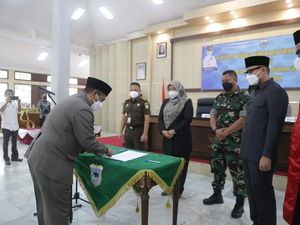 Kadispora Pandeglang Diturunkan dari Jabatannya Gegara Polemik Bupati Cup Kadispora Pandeglang Diturunkan dari Jabatannya Gegara Polemik Bupati Cup
