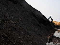 Protes Truk Batu Bara, Warga Batanghari Blokir Jalan