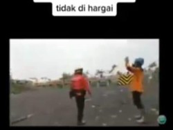 Viral Relawan Semeru Ditertawakan Saat Beri Imbauan ke Masyarakat